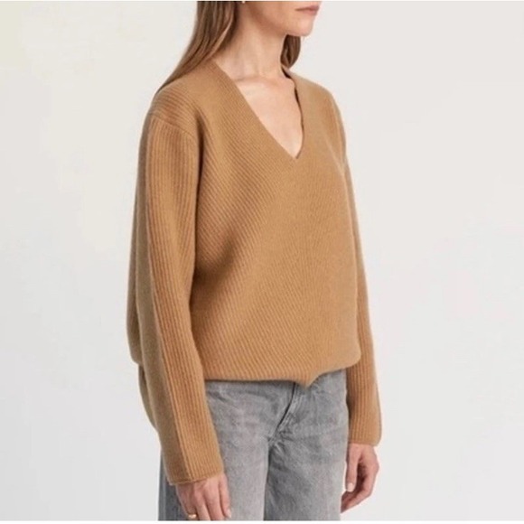 Almina Concept Sweater Camel Tan 100% Geelong Wool V-Neck Sweater Size Small - Picture 2 of 8